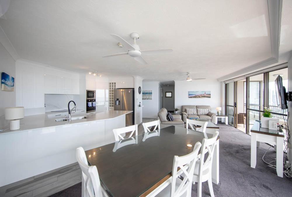 Bougainvillea Gold Coast Holiday Apartments Exterior photo
